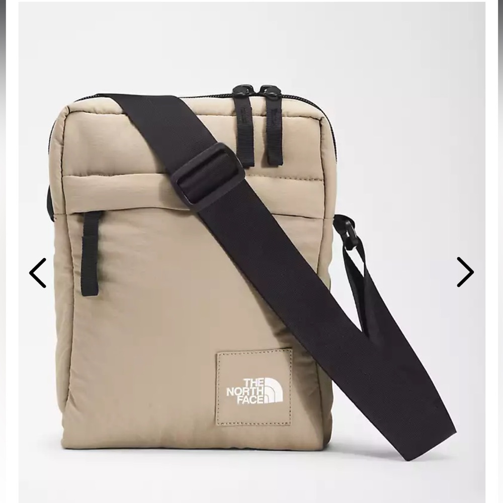 The North Face City Voyager Crossbody Bag
